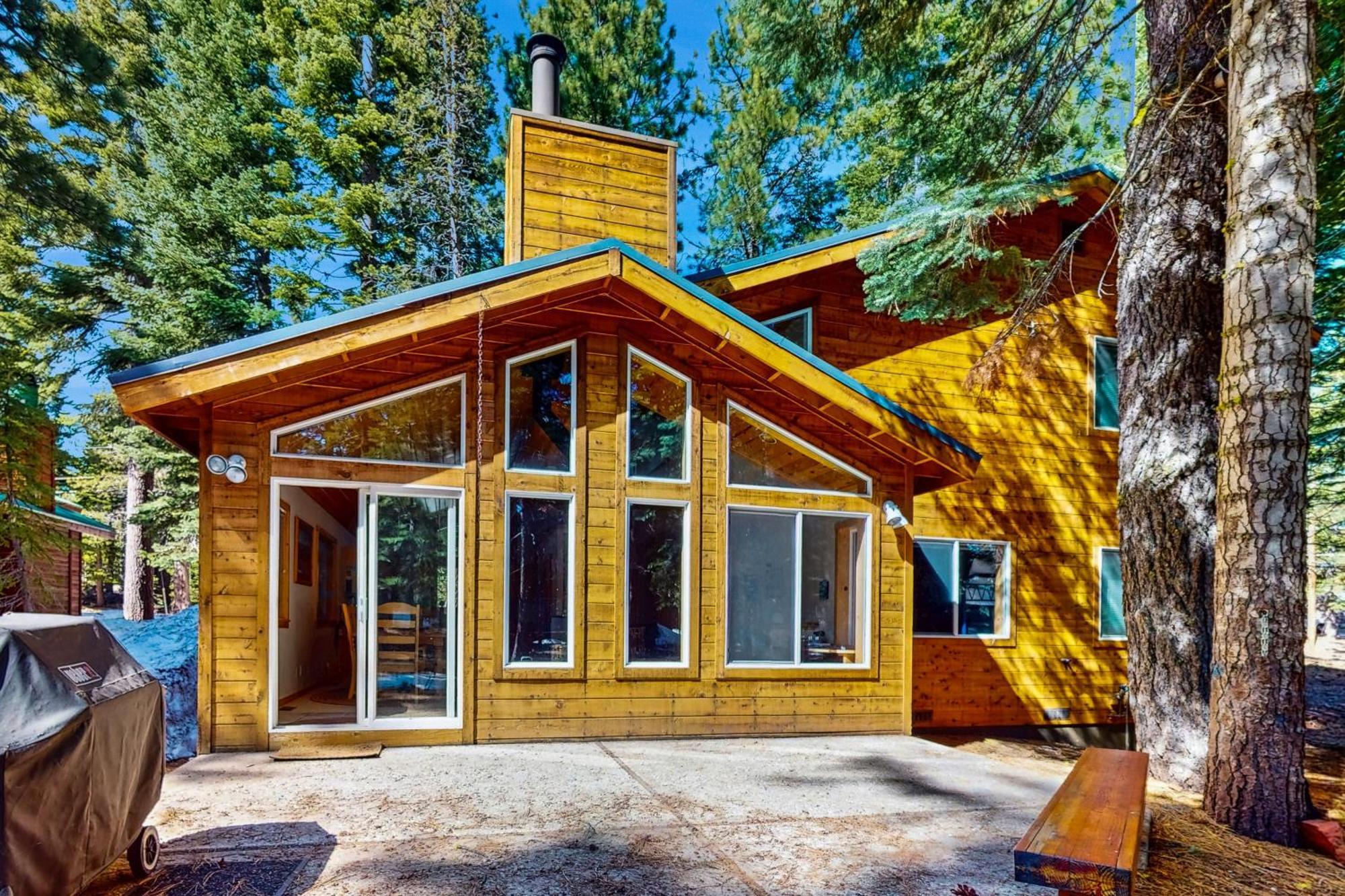 Happy Family Cozy Cabin 特拉基 外观 照片
